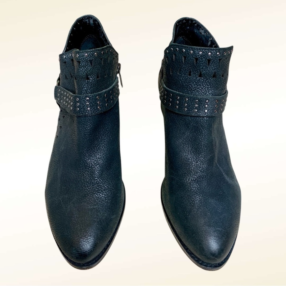 Vince Camuto Calley Elegant Black Ankle Boots - Picture 4 of 13